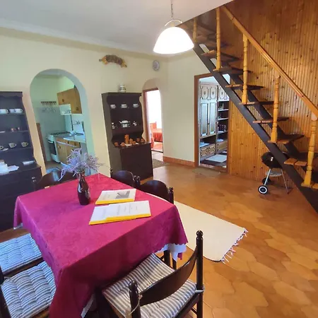 In Agard - Velence-see 20586 بيت للعطل *